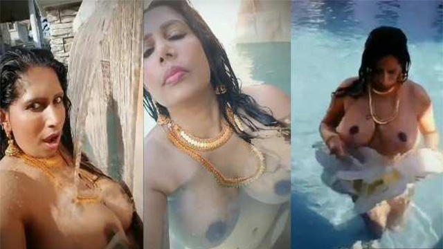 Kerala model Mini Richard wet big boobs and ass show